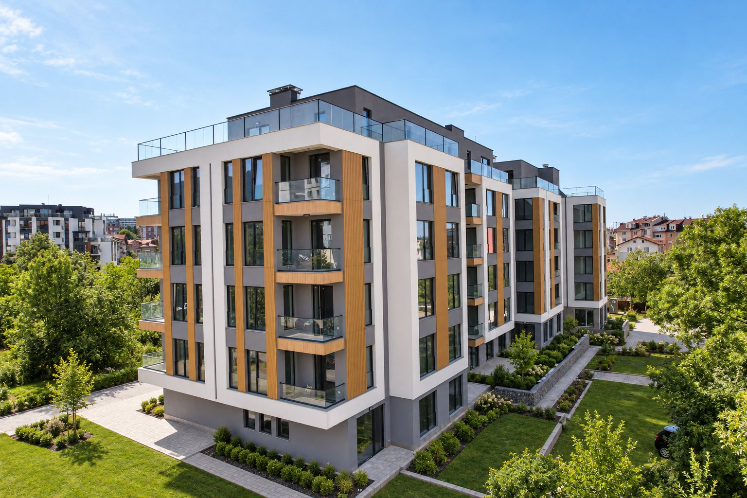 Omnia Homes и озелененият двор
